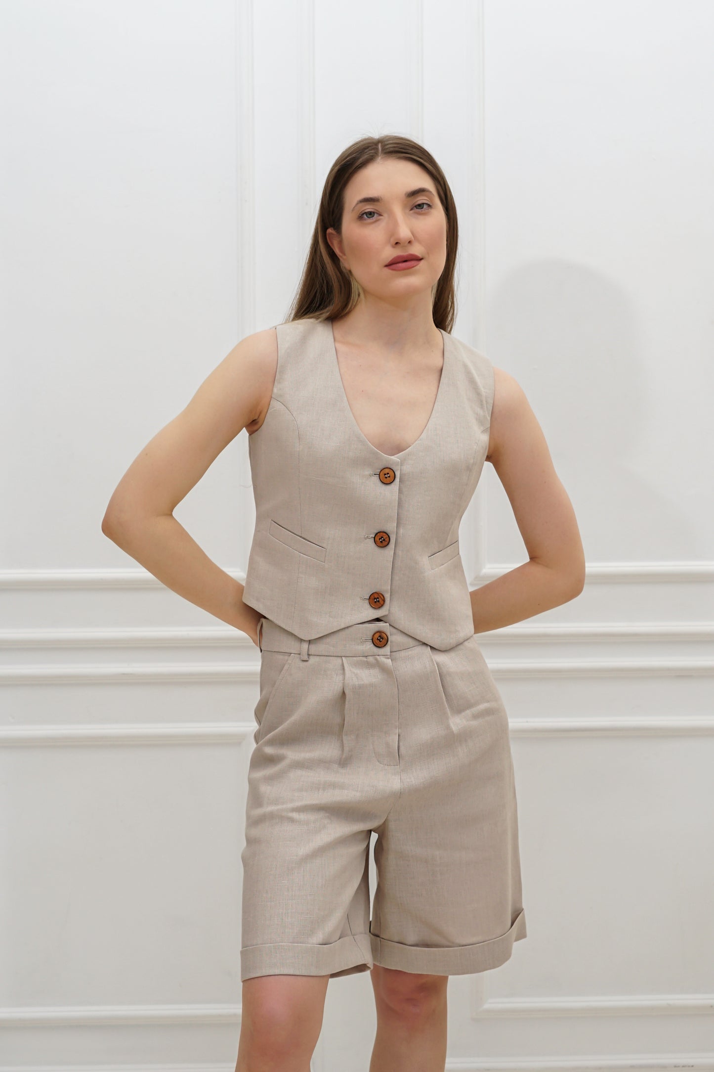 Linen women's vest